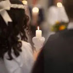 Abiti da Prima Comunione: Guida agli Outfit per Bambini e Bambine